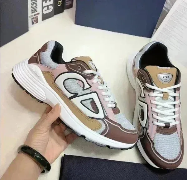 Dior B23 Oblique Multicolor Chunky Sneakers - 1