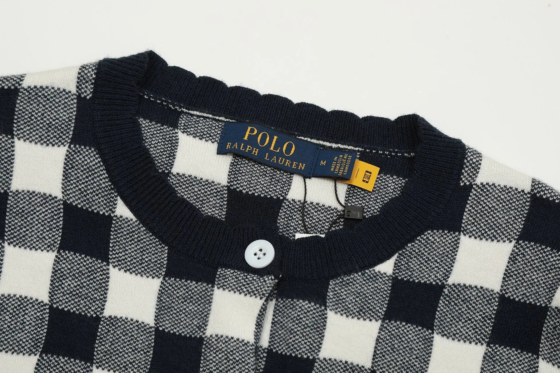 Embroidered Plaid Knit Cardigan photo 8