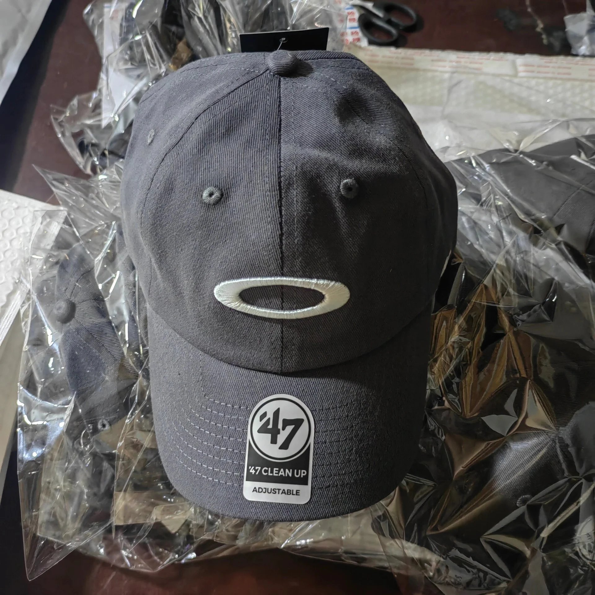 Oakley Script Logo Cap Beige Baseball Cap - 24