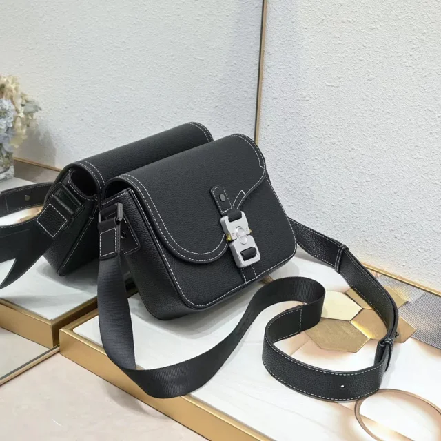 Dior Crossbody Bags Oblique-pattern flap bag with buckle closure product detail image 18