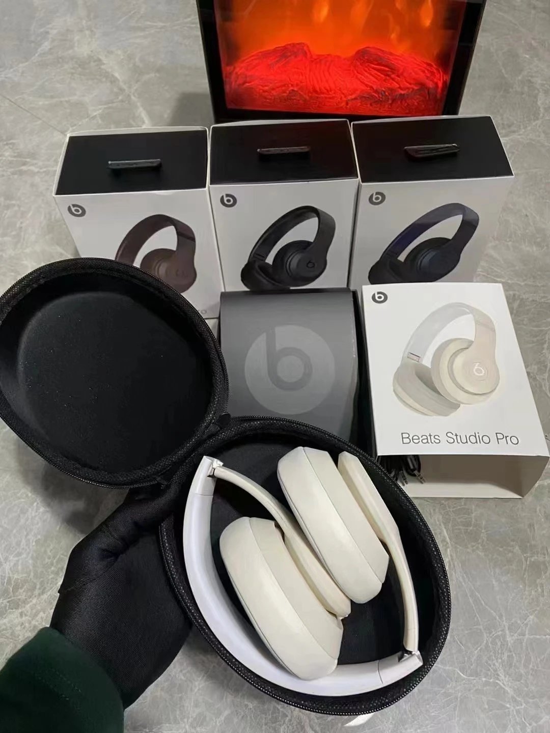 Beats Studio Pro Midnight Blue Over-Ear Headphones - 11