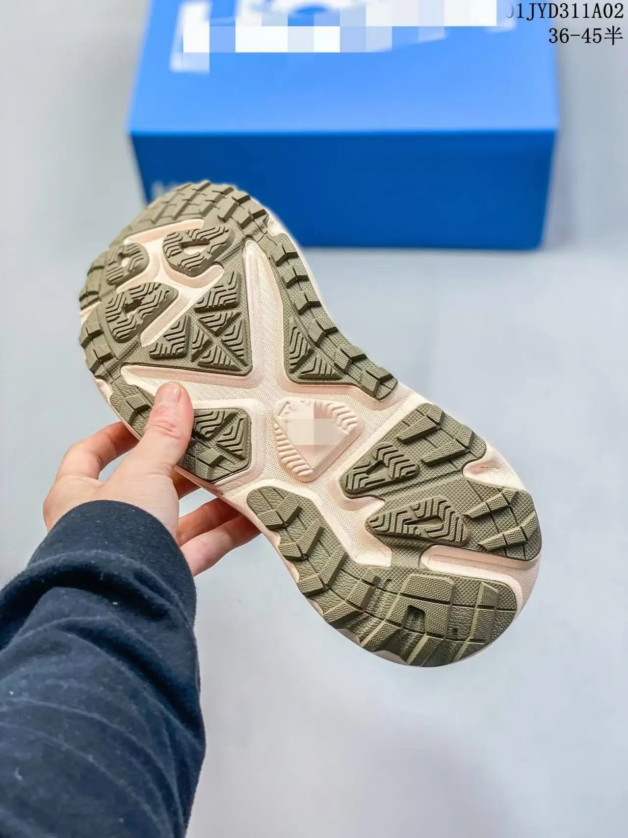 Hoka Speedgoat 5 Camo Beige Running Shoes - 10
