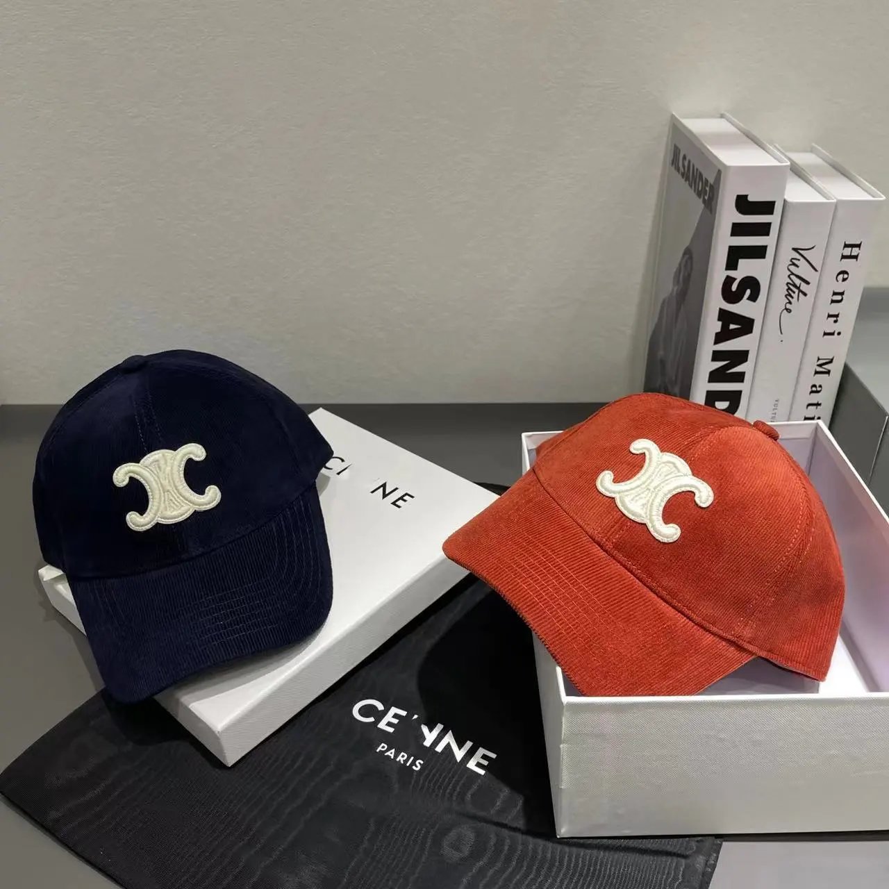 赛高版本纯色LOGO刺绣鸭舌帽女秋冬简约百搭软顶丝绒棒球帽男潮 - 131702