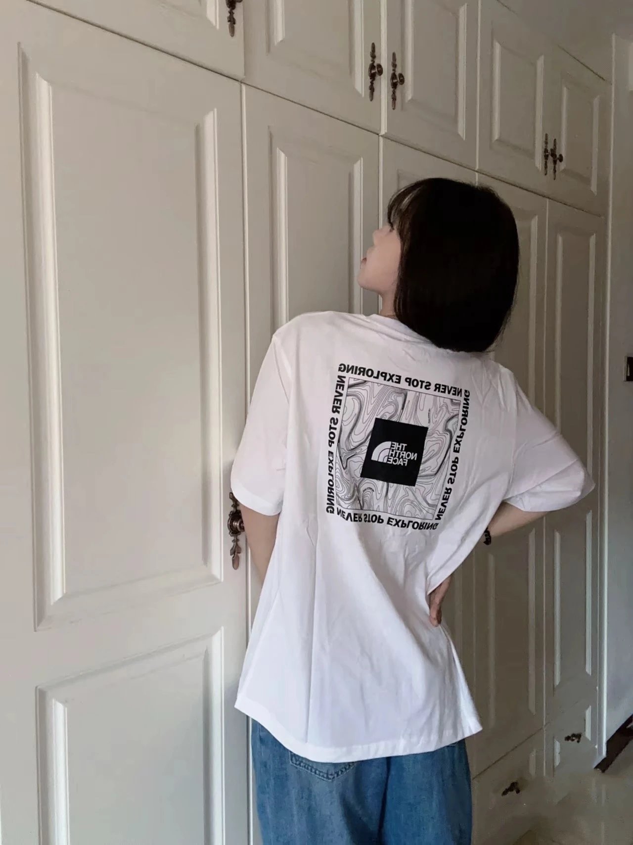 The North Face Graphic Box Logo T-Shirt White Tops.t Shirts - 7