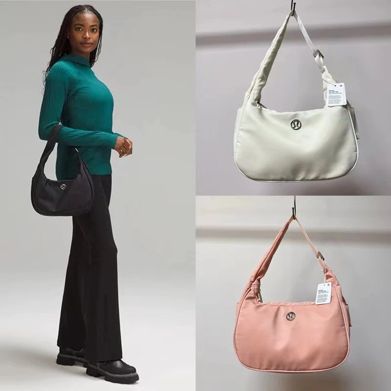 新款Lululemon Mini Shoulder Bag 4L潮牛角包单肩包腋下包饺子包 - 133385