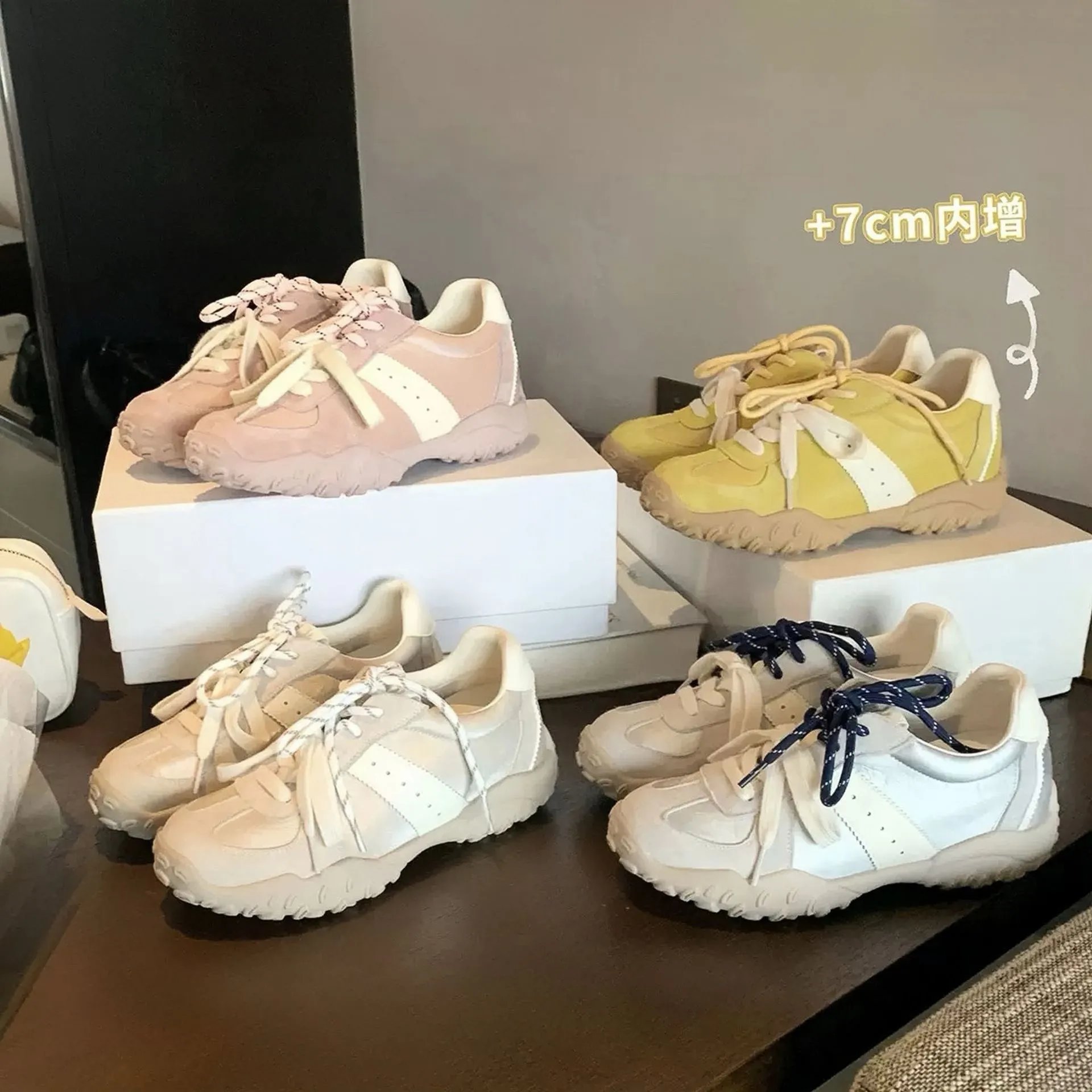 （BestQua&hellip;）牛皮版葡萄妈7cm内增高休闲运动鞋女隐形拉腿拼接圆头系带德训鞋 - 131363