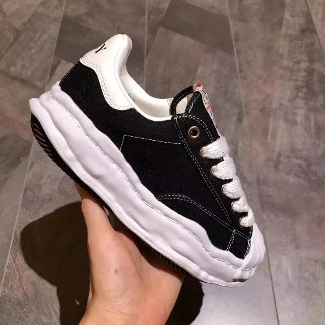 溶胶鞋 黑色 帆布 无字母款