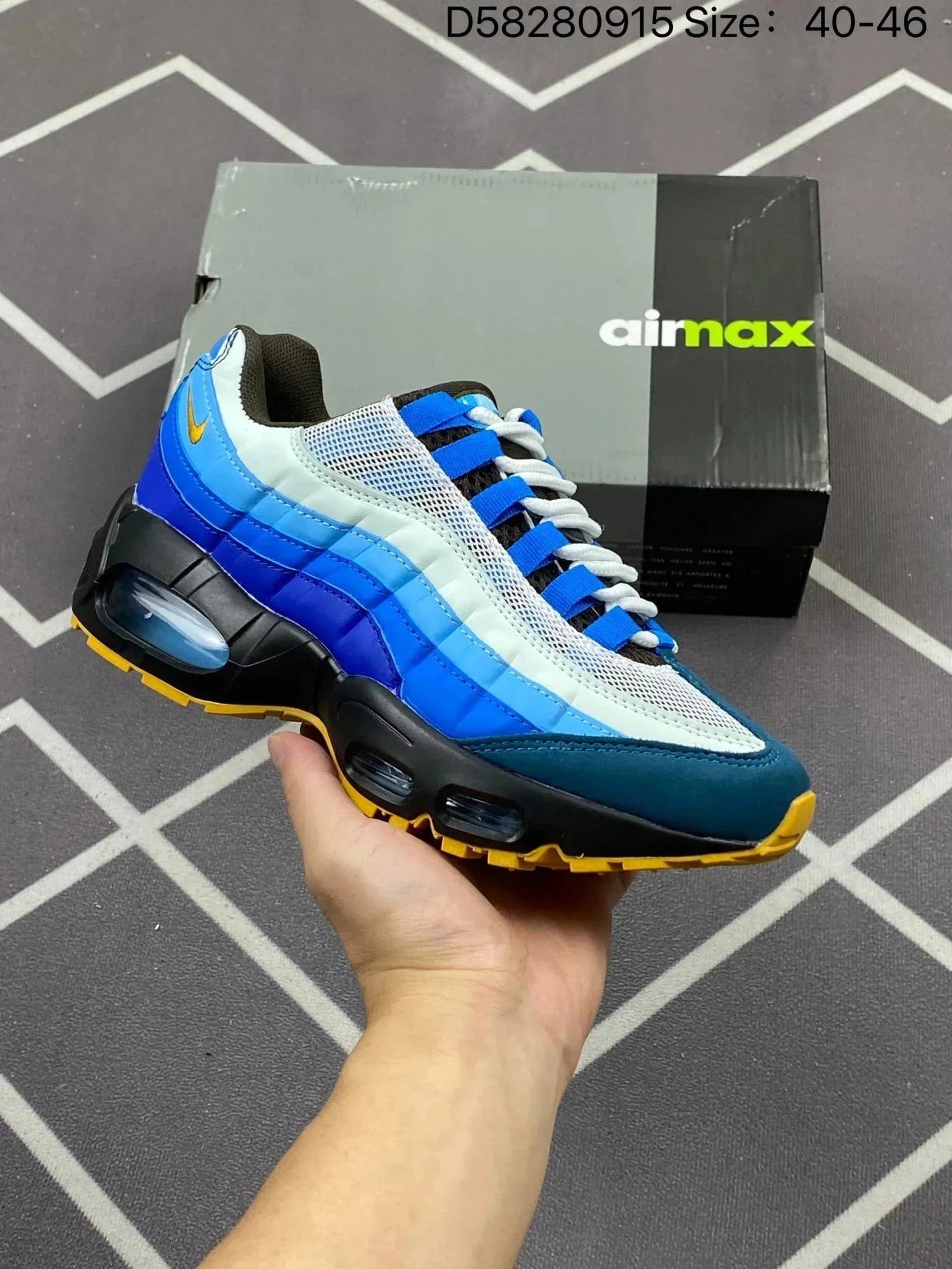 95气垫深蓝黑底