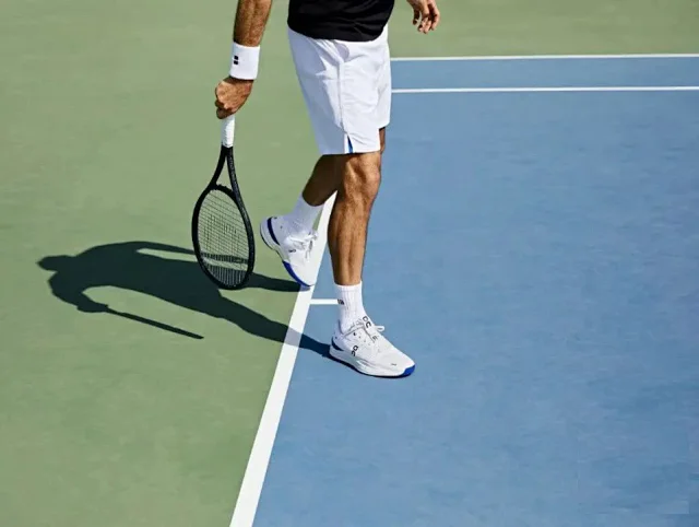 On Sneakers The Roger Pro tennis product detail image 15