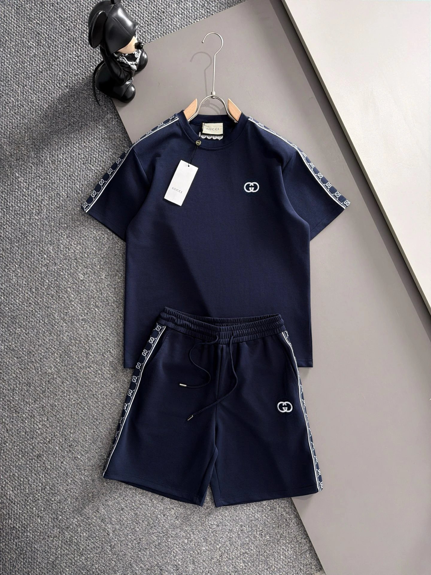 Balenciaga Matching Sets Short-Sleeve T-Shirt and Drawstring Shorts Set — H516