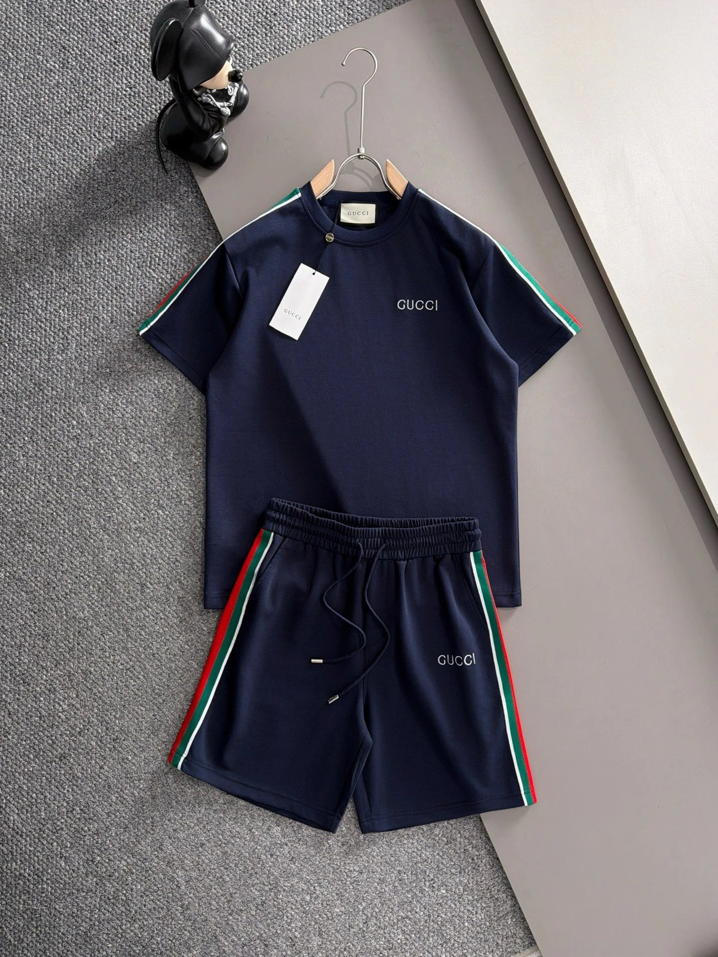 Balenciaga Matching Sets Short-Sleeve T-Shirt and Drawstring Shorts Set — H519