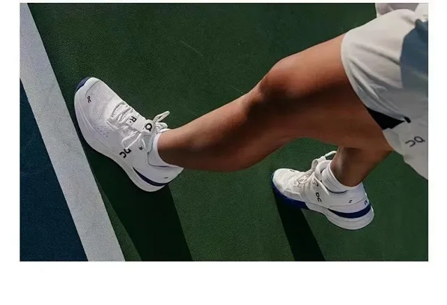 On Sneakers The Roger Pro tennis product detail image 9