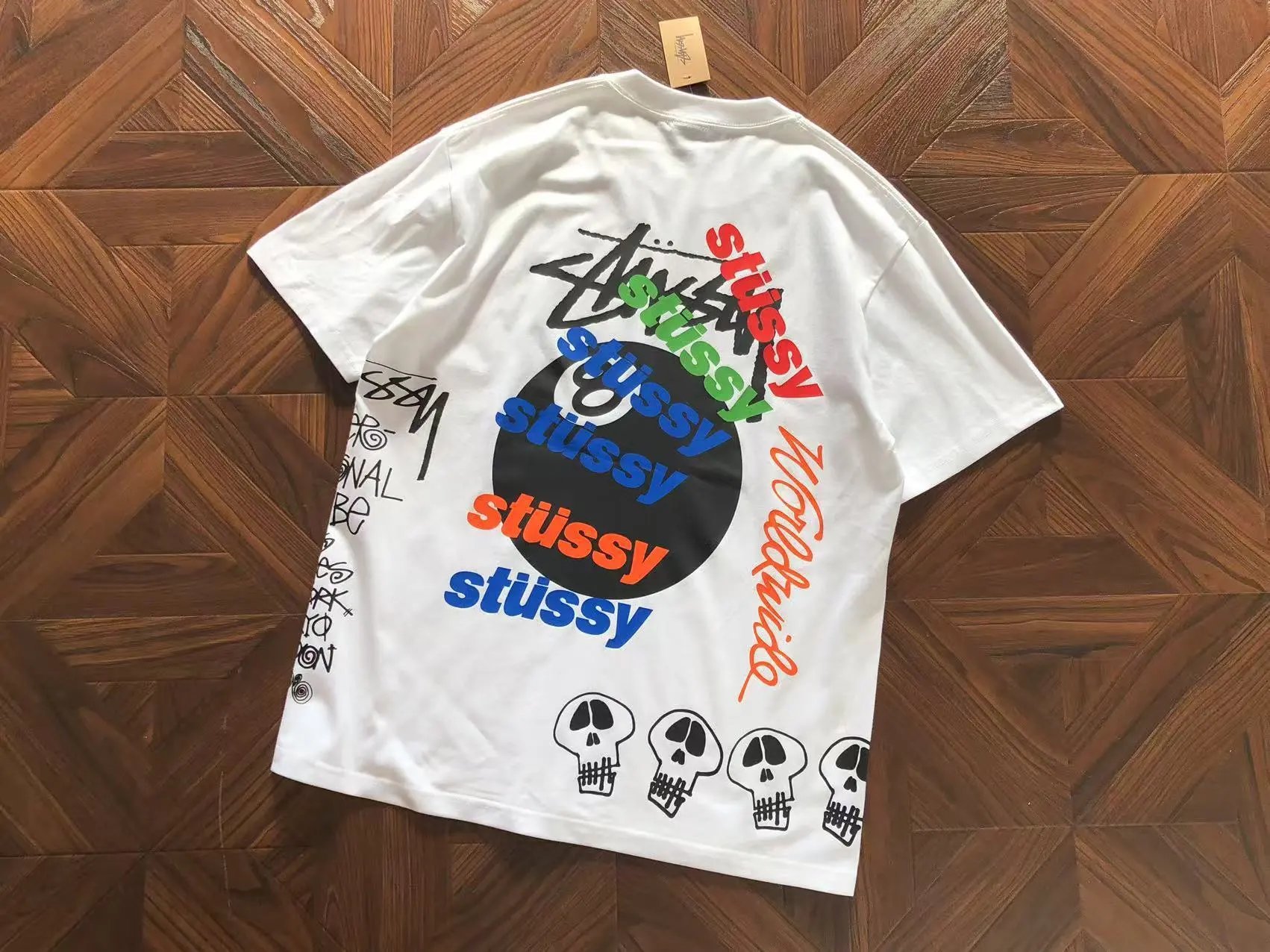 Stüssy T-Shirts Multicolor logo and skull graphic — G 59#white