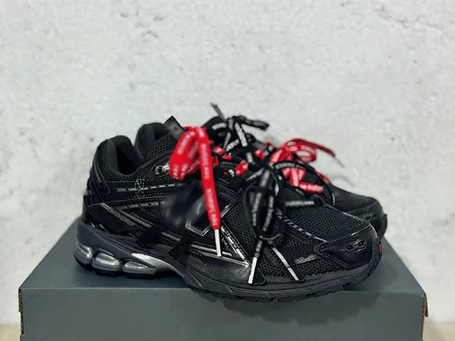 New Balance Sneakers 1906A product detail image 4