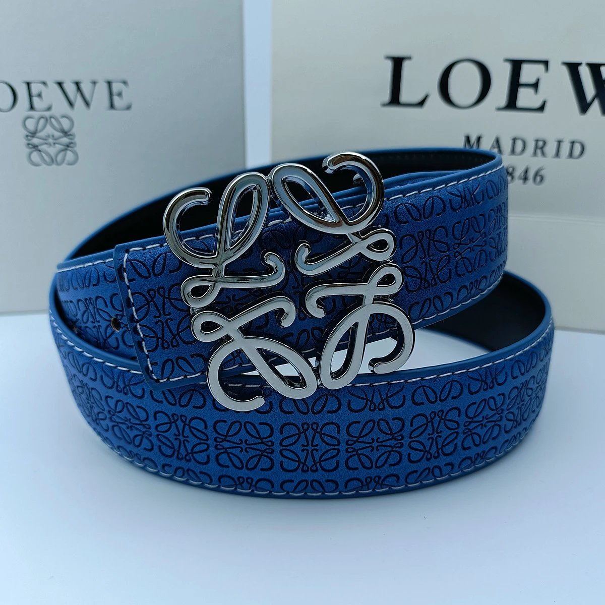 Loewe Belts Anagram Buckle Embossed Leather Belt — 3.8-edged embossed blue + Ruiwei silver buckle
