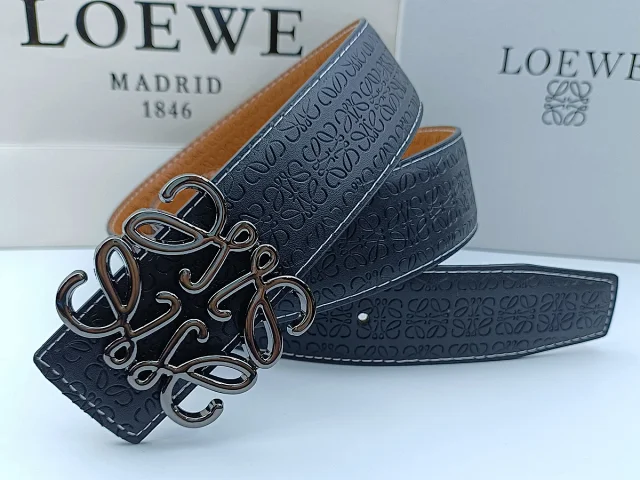 Loewe Belts Anagram Buckle Embossed Leather Belt product detail image 23