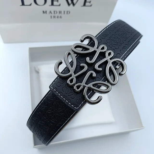 Loewe Belts Anagram Buckle Embossed Leather Belt product detail image 10