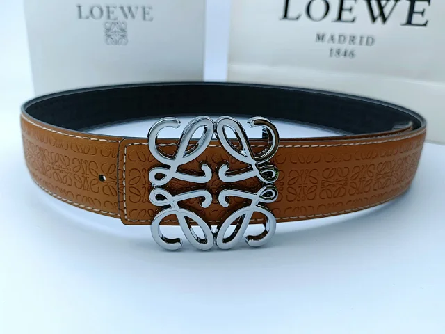 Loewe Belts Anagram Buckle Embossed Leather Belt product detail image 19