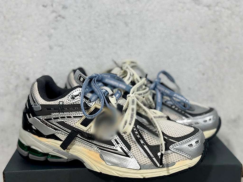 New Balance Sneakers 1906A — 36