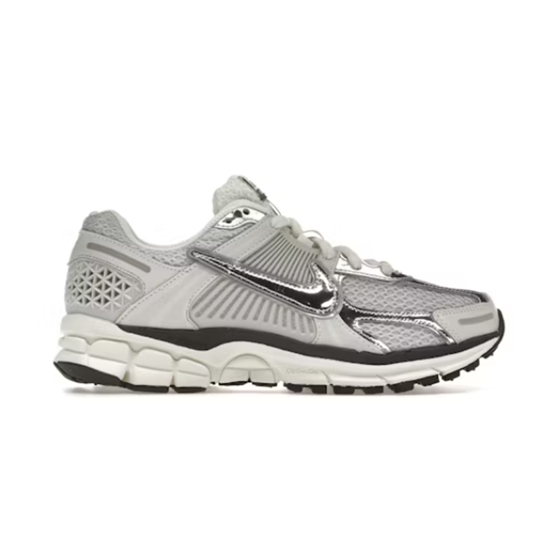 Nike Zoom Vomero 5 Silver Metallic Running Shoes - 3
