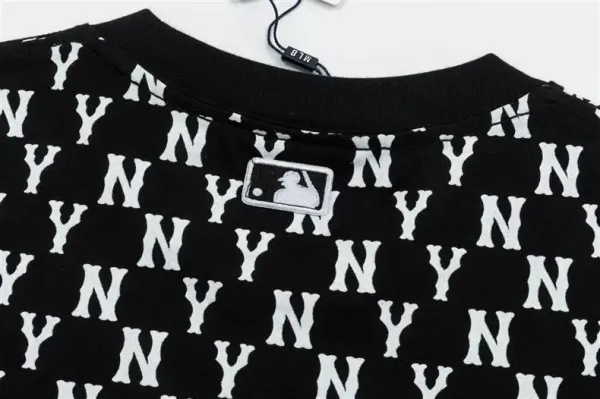 MLB New York Yankees All-Over Print T-Shirt White - 9