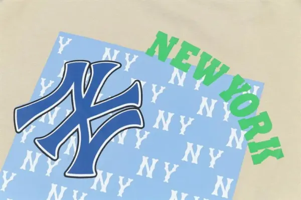MLB New York Yankees All-Over Print T-Shirt White - 30