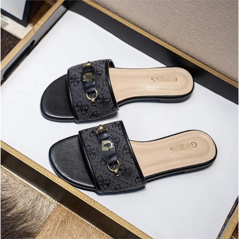 Women's Flat Slide Sandals