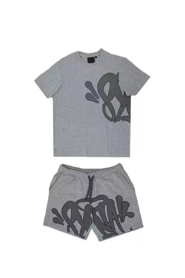 T02 set [dark gray black print]