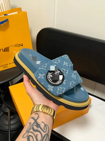 Louis Vuitton LOUIS VUITTON Slippers