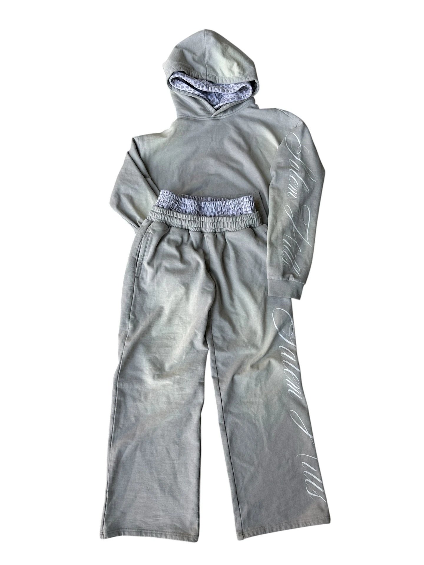 Salem Hills Leopard Liner Faded Cursive Tracksuit - zdjęcie produktu (rep) w bazie UsFind