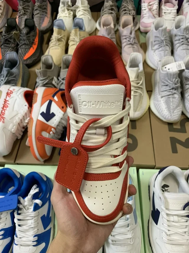 Off-White Sneakers Low-top arrow with zip-tie tag product detail image 39
