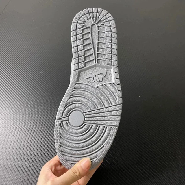 Nike Sneakers Air Jordan 1 Low product detail image 16