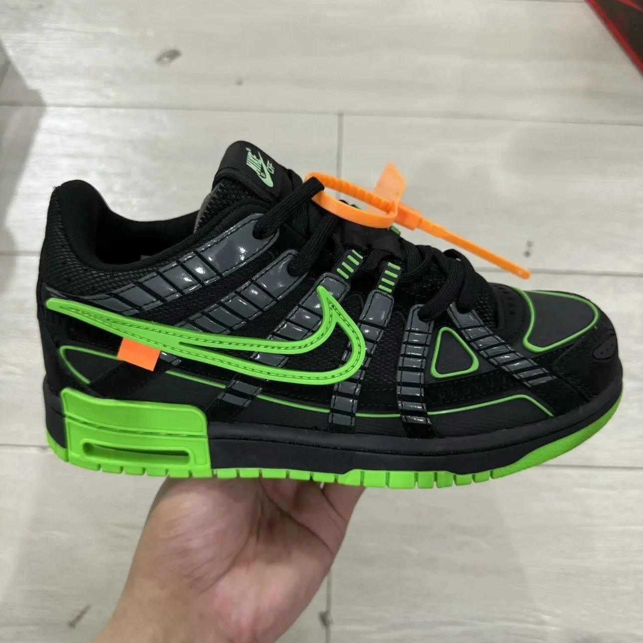 Nike Sneakers Air Rubber Dunk x Off-White image 4