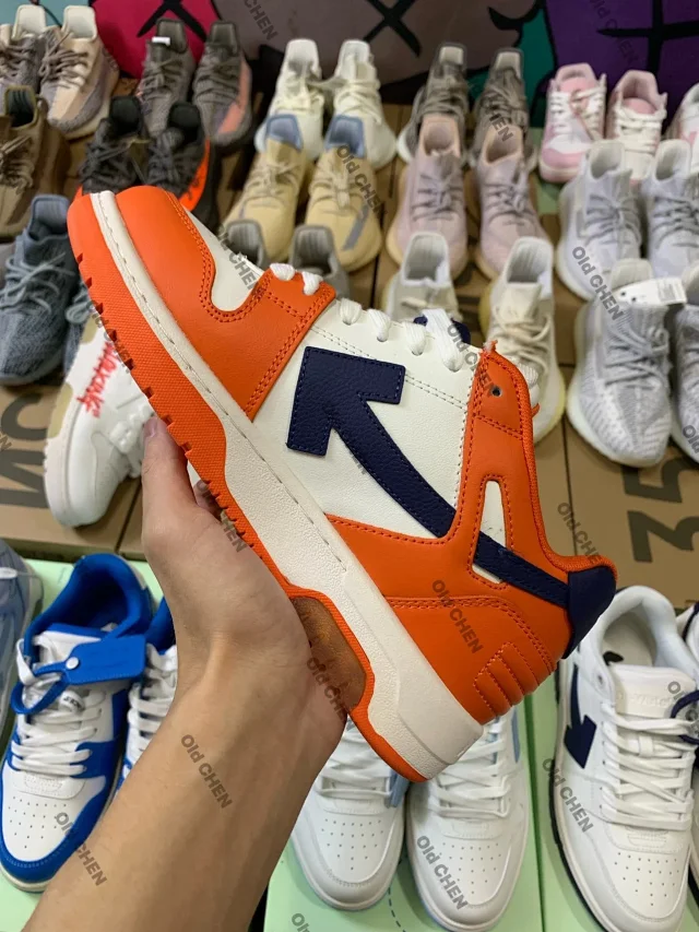Off-White Sneakers Low-top arrow with zip-tie tag product detail image 19