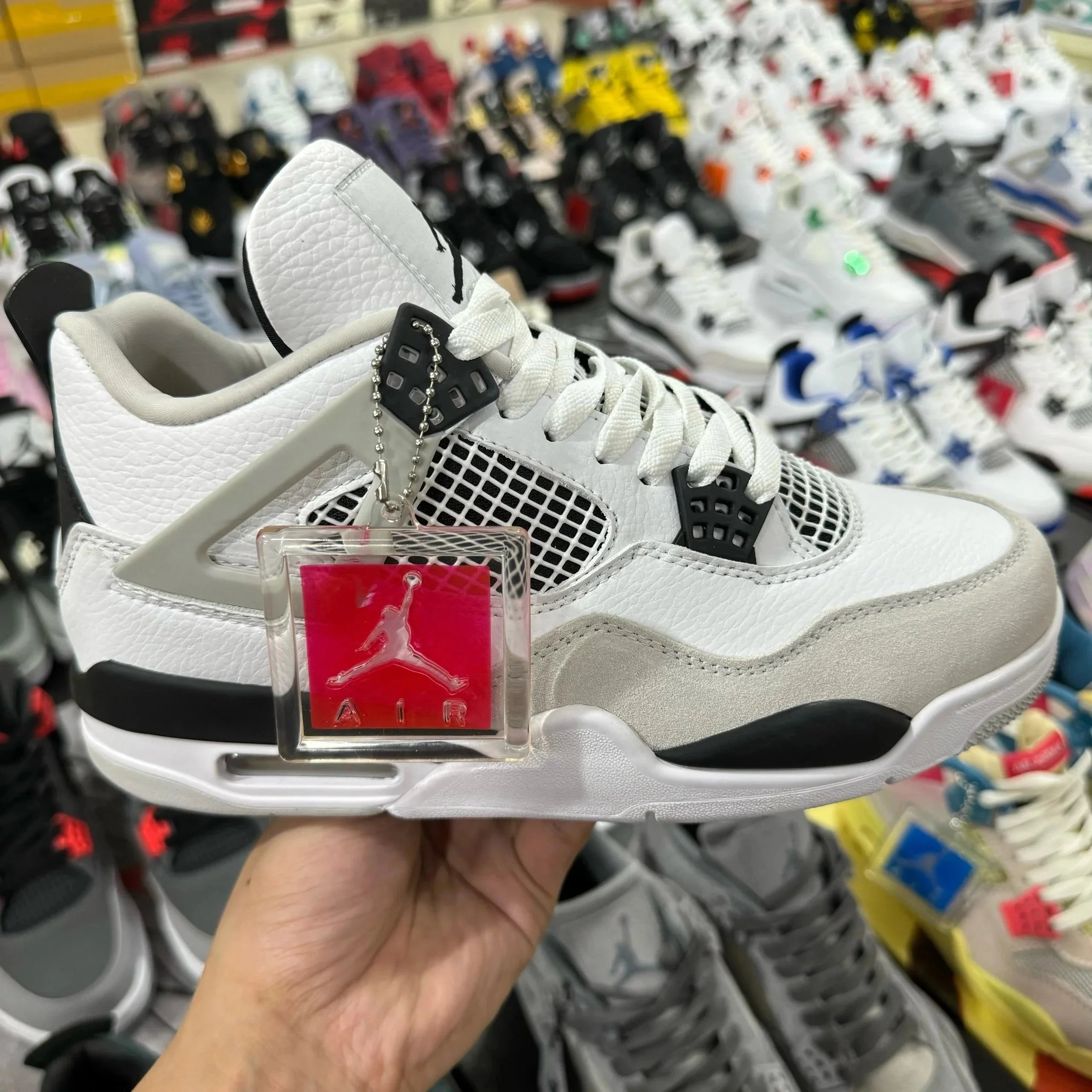 Jordan Sneakers Air 4 — White cement