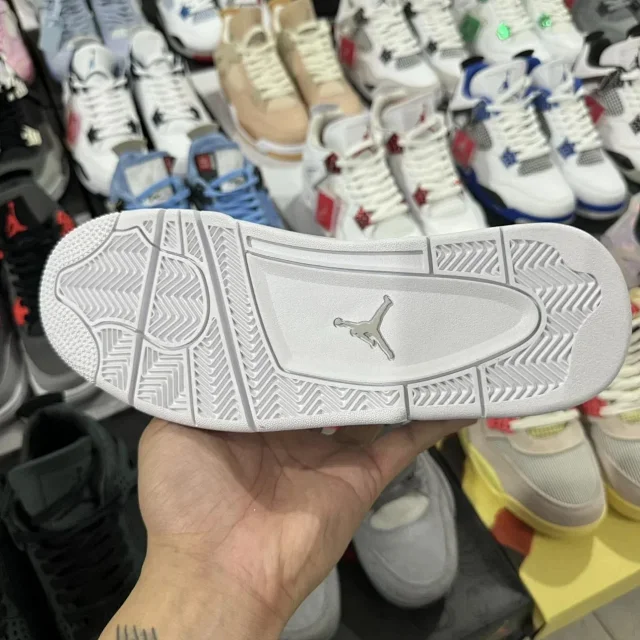 Jordan Sneakers Air 4 product detail image 5