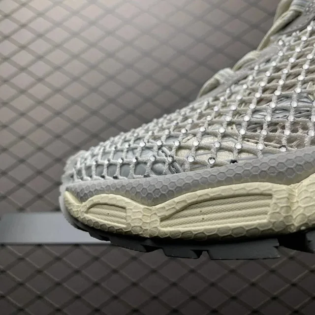 Balenciaga Sneakers 3XL mesh-overlay product detail image 25