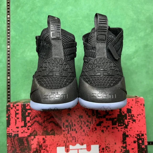Nike Sneakers LeBron Soldier 11 Basketball product detail image 9
