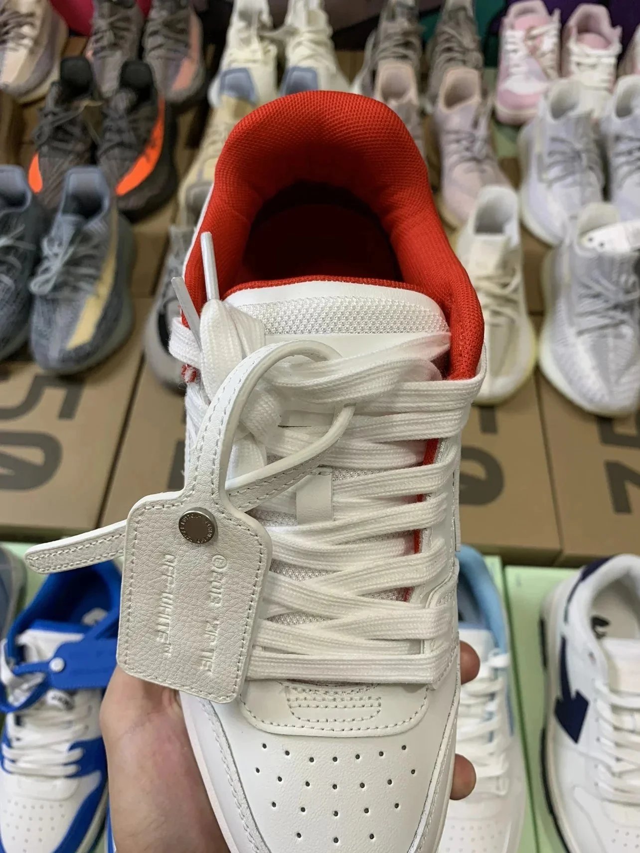 Off-White Sneakers Low-top arrow with zip-tie tag image 11