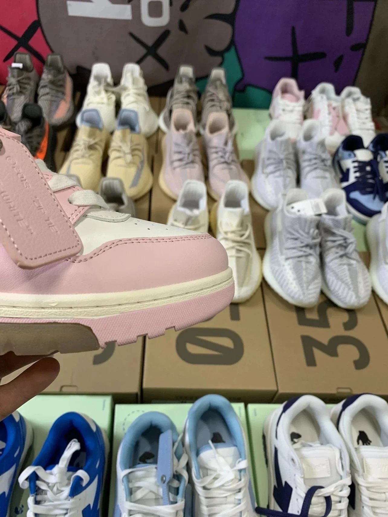 Off-White Sneakers Low-top lace-up with arrow appliqué and detachable lace tag image 8