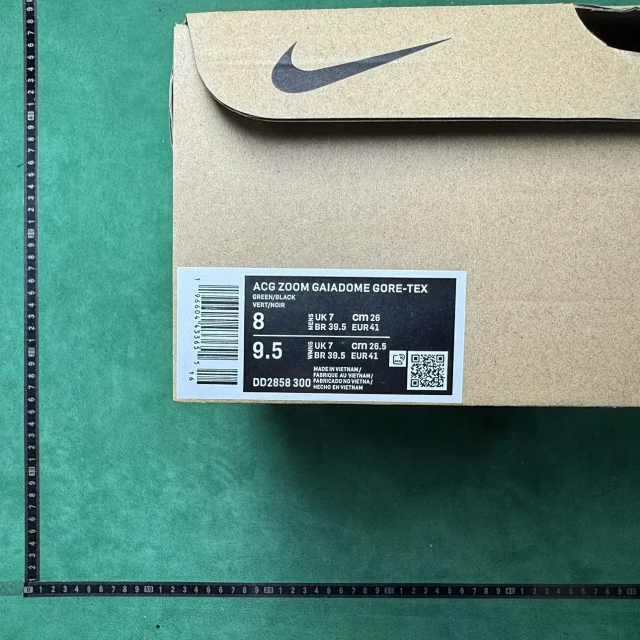 Nike Boots ACG GORE-TEX hiking product detail image 48