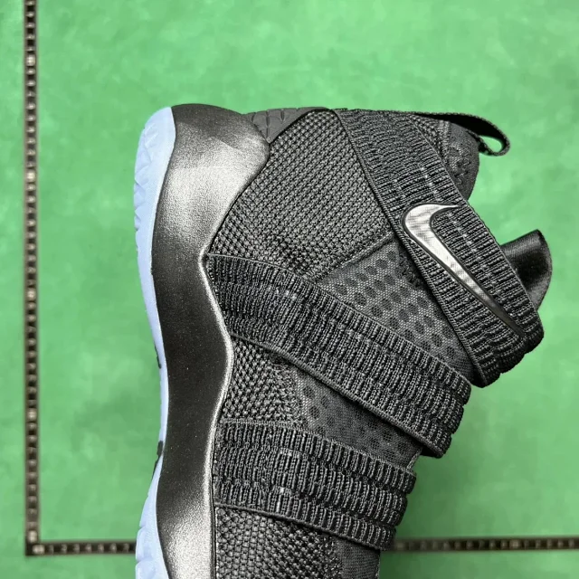 Nike Sneakers LeBron Soldier 11 Basketball product detail image 15