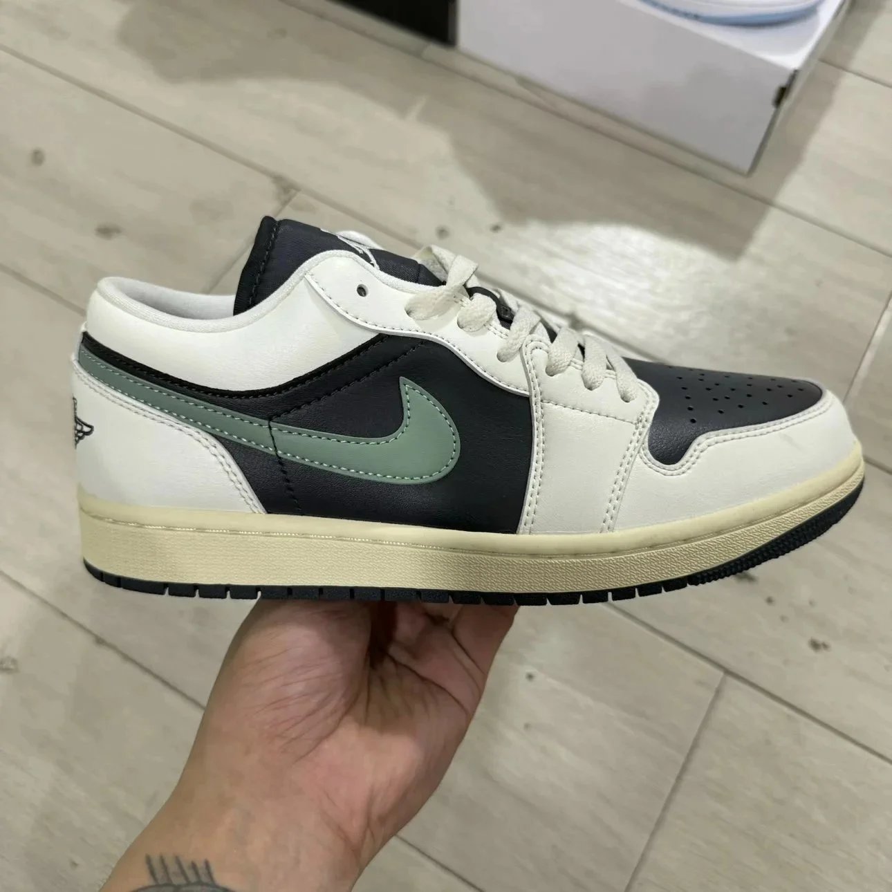 Nike Sneakers Air Jordan 1 Low image 3