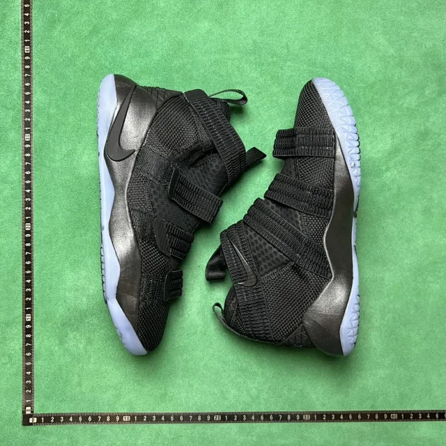 Nike Sneakers LeBron Soldier 11 Basketball product detail image 6