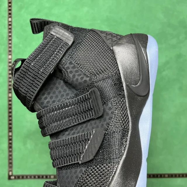 Nike Sneakers LeBron Soldier 11 Basketball product detail image 13
