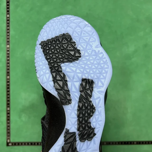 Nike Sneakers LeBron Soldier 11 Basketball product detail image 18