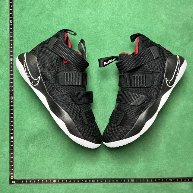 Nike Sneakers LeBron Soldier 11 Basketball product detail image 24