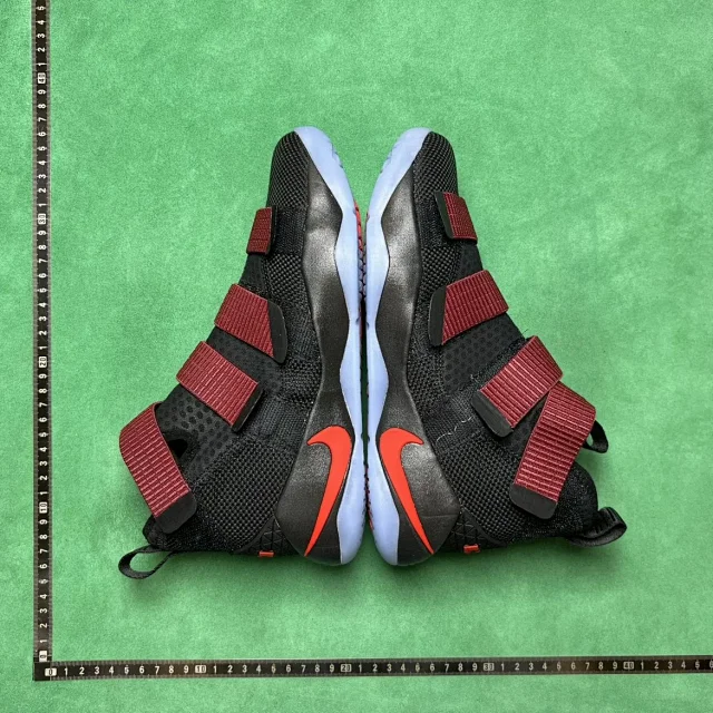 Nike Sneakers LeBron Soldier 11 Basketball product detail image 42