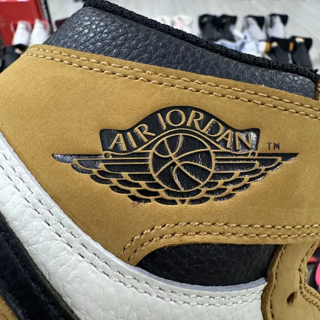 Jordan Sneakers Air 1 High product detail image 12