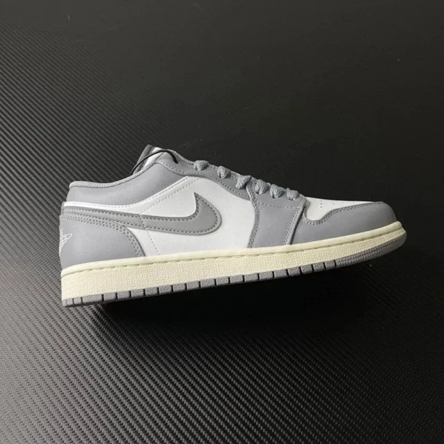 Nike Sneakers Air Jordan 1 Low product detail image 11